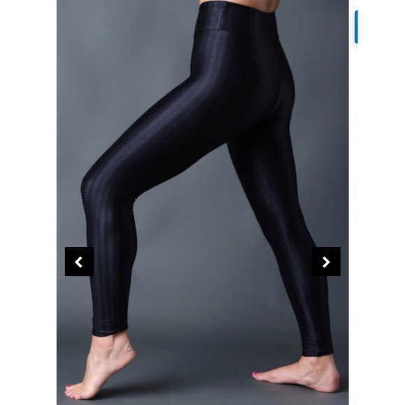 🖤🖤 Brazilian Honeycomb Sleek 3D Leggings Bumbum - Picture 7 of 8